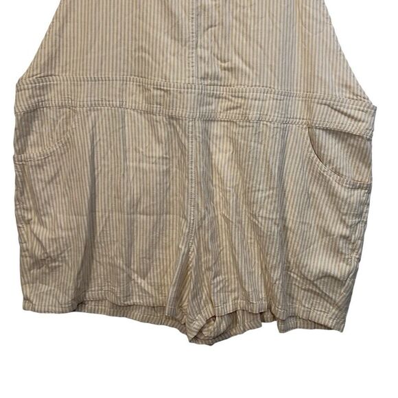NWT 3x Torrid 3.5 Inch Stretch Linen Blend Shortall overalls pen mark on pocket - Picture 5 of 13